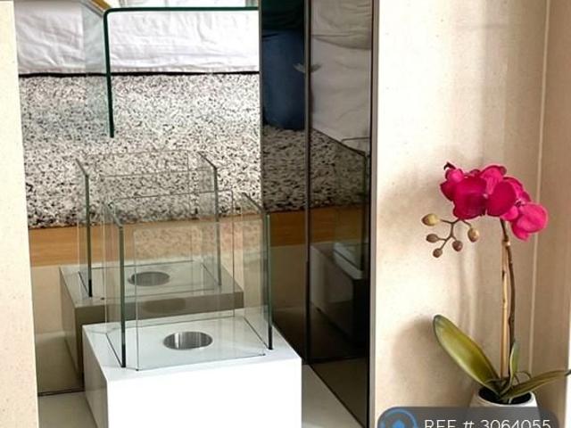 House for rent in London Borough of Richmond upon Thames, Greater London