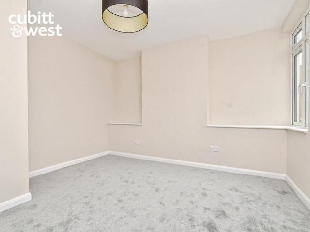 House for rent in Carshalton Beeches, Greater London