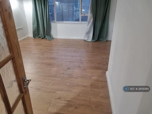 House for rent in Gedling, East Midlands