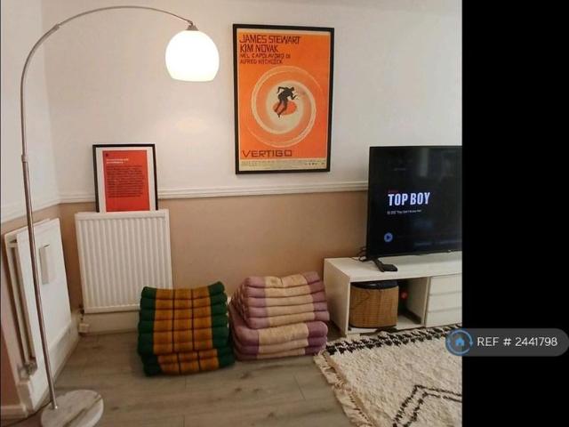 House for rent in Old Ford, Bow