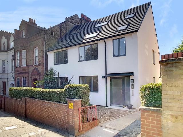 Flat for rent in Tulse Hill, Isle Of Man