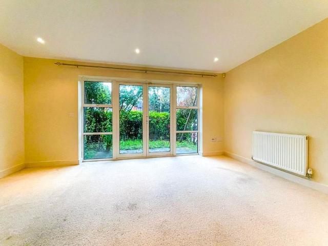 House for rent in Tricketts Cross, Ferndown