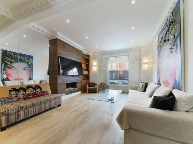 House for rent in Royal Borough of Kensington and Chelsea, Greater London