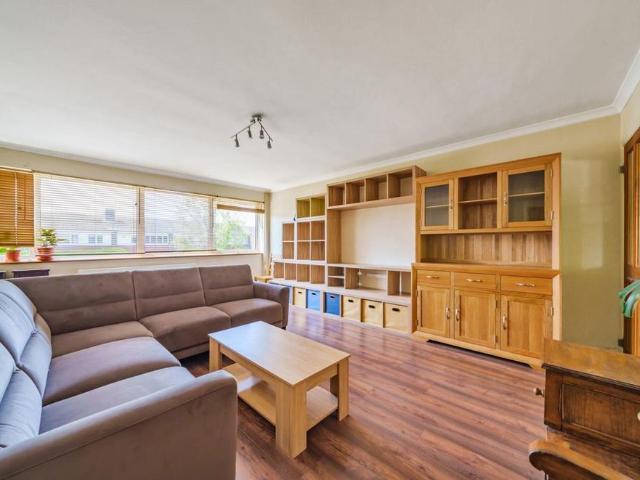 House for rent in Crofton, Greater London