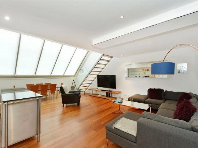 Apartment for rent in Soho, Greater London