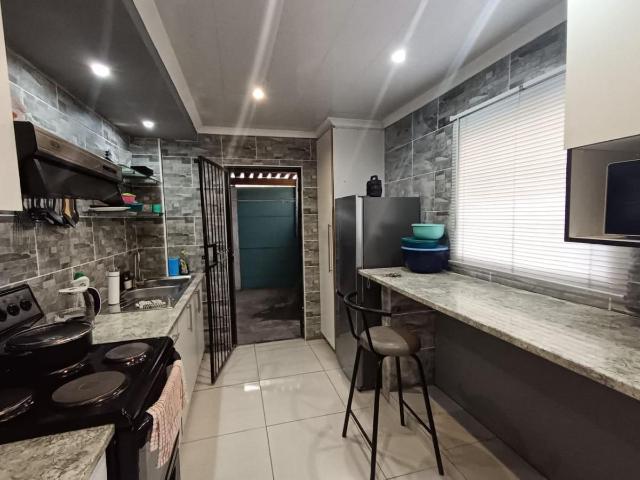 House for rent in Mitchells Plain, Western Cape
