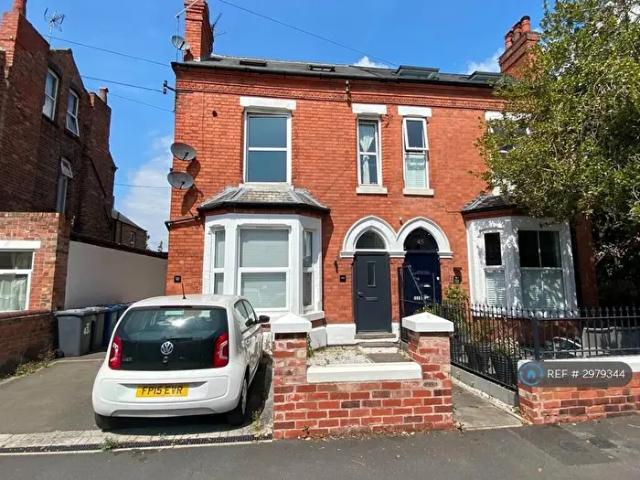 Apartment for rent in Abbey Park, Barton In Fabis