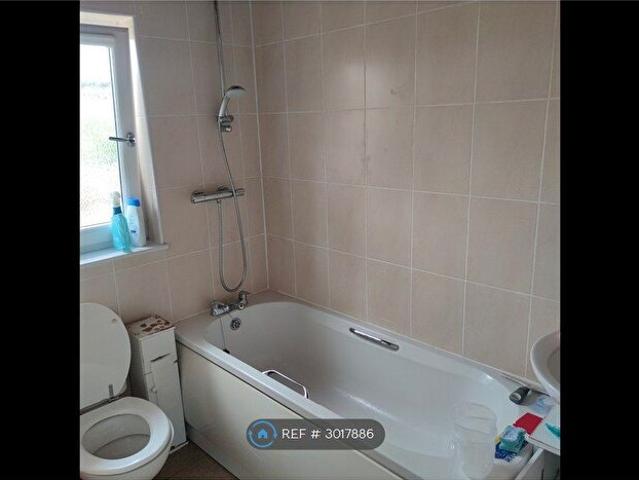 Apartment for rent in Summerlee, Coatbridge