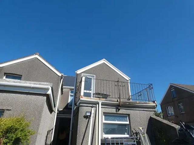 Apartment for rent in Mount Pleasant, Swansea