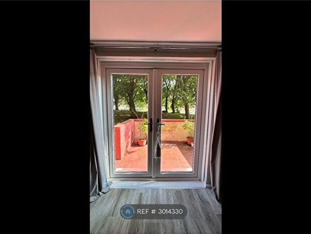 Apartment for rent in Woodside, Scotland