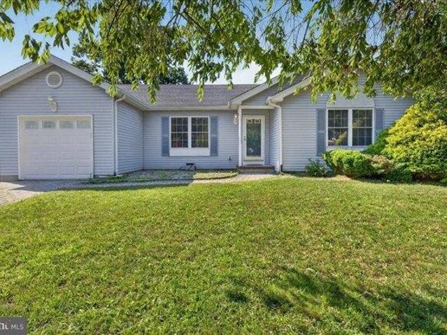 House for sale in Manahawkin, New Jersey