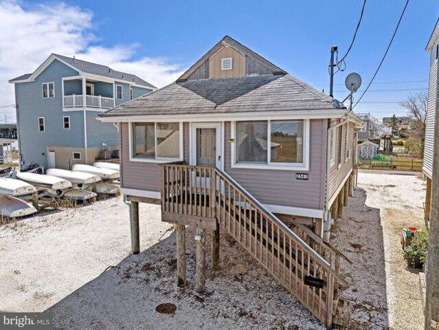 House for sale in Manahawkin, New Jersey