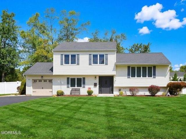 House for sale in Williamsburg Estates, Manalapan Township