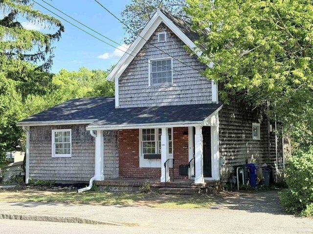 House for sale in New Hampshire