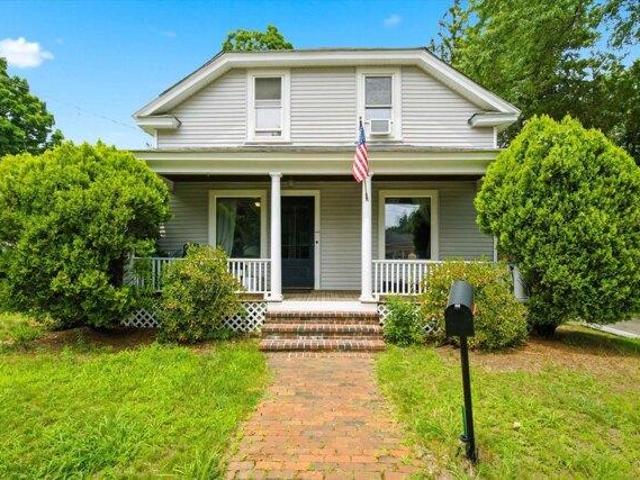 House for sale in New Hampshire