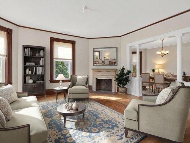 House for sale in Downtown, Manchester