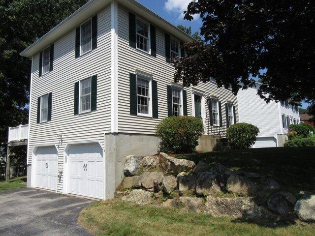 House for sale in Manchester, Hillsborough County