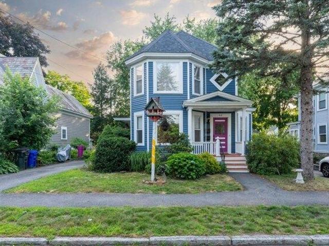 House for sale in Downtown, Manchester