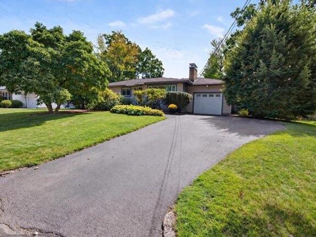 House for sale in Manchester, Hillsborough County