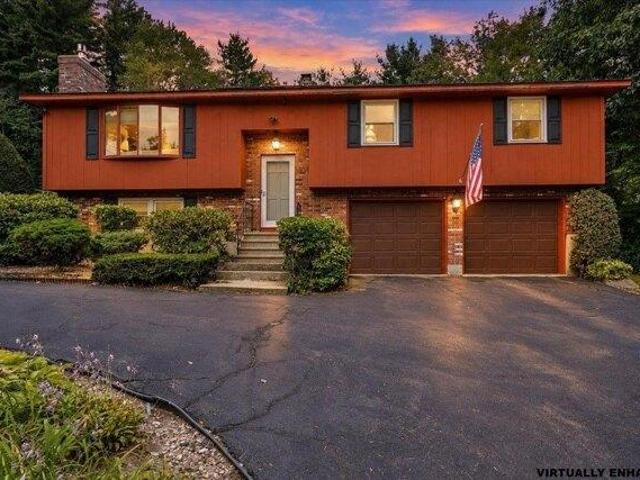 House for sale in Manchester, Hillsborough County