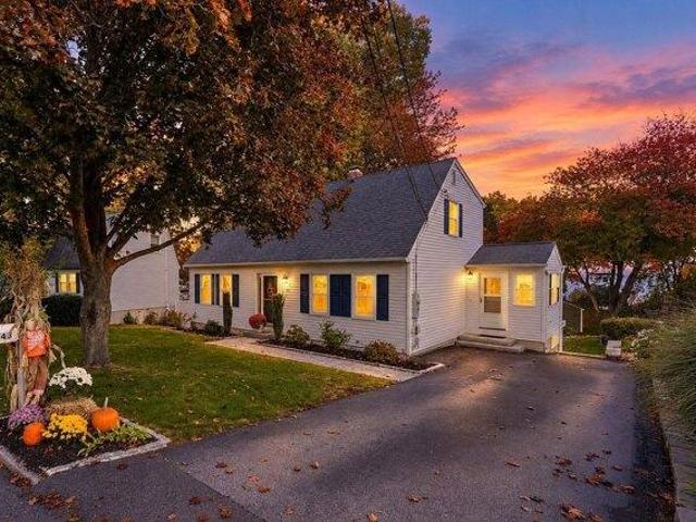 House for sale in Manchester, Hillsborough County