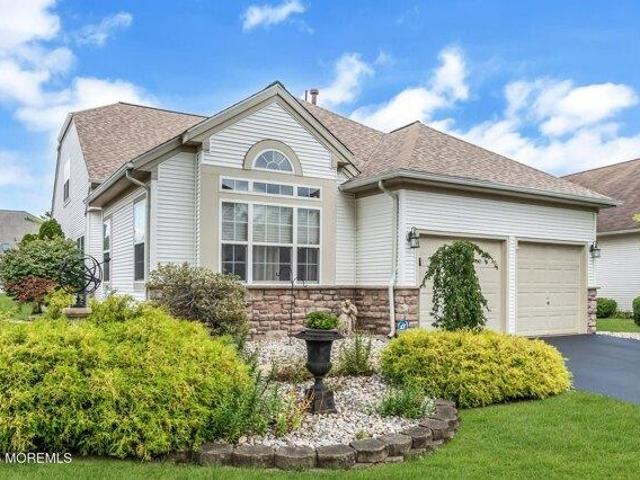 House for sale in Whiting, New Jersey