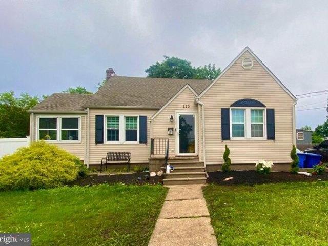 House for sale in Maple Shade, New Jersey