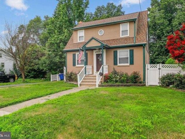 House for sale in Maple Shade, New Jersey
