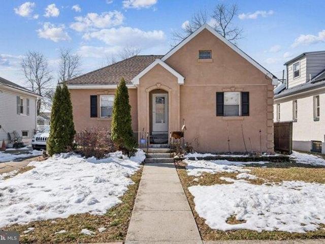 House for sale in Maple Shade, New Jersey