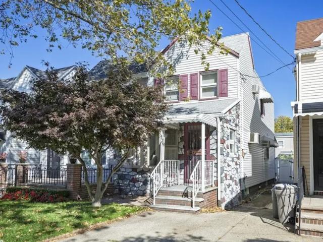 House for sale in Arverne, New York