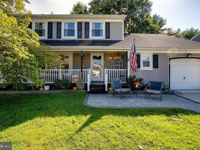 House for sale in New World at Willow Hill, Evesham Township