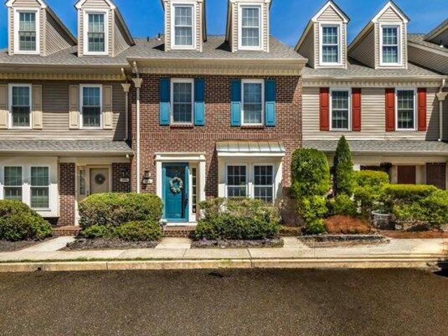 Condo for sale in Marlton