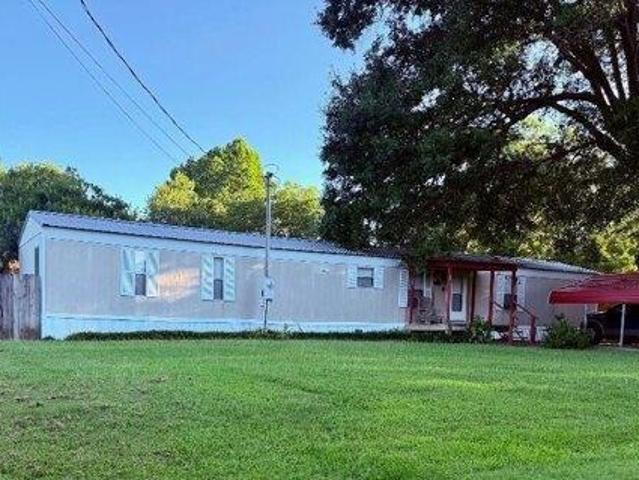 House for sale in Maud, Texas