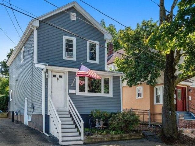 House for sale in Glenwood, Medford