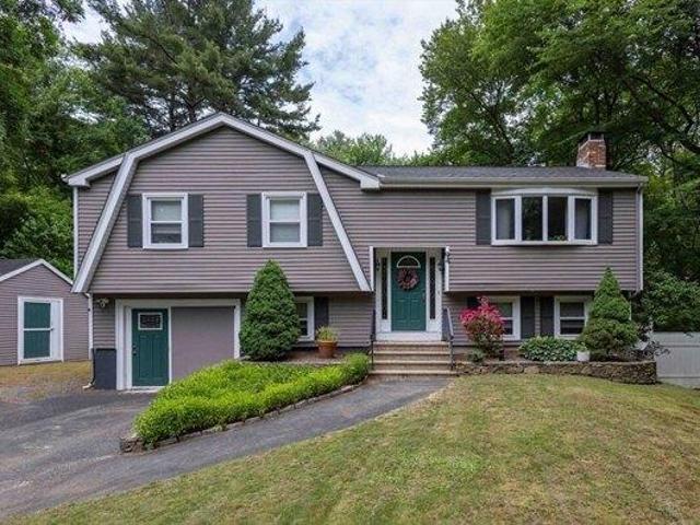 House for sale in Medway, Massachusetts
