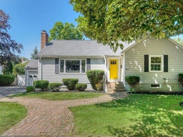 House for sale in Melrose, Massachusetts