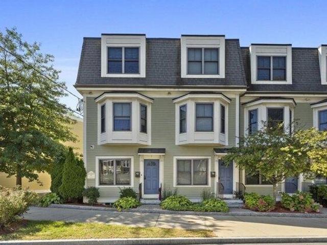 Condo for sale in Melrose Highlands, Melrose