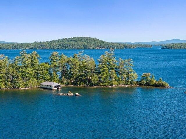 House for sale in Meredith, Belknap County