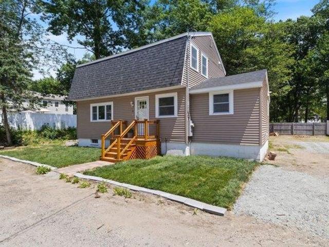 House for sale in Merrimac, Essex County