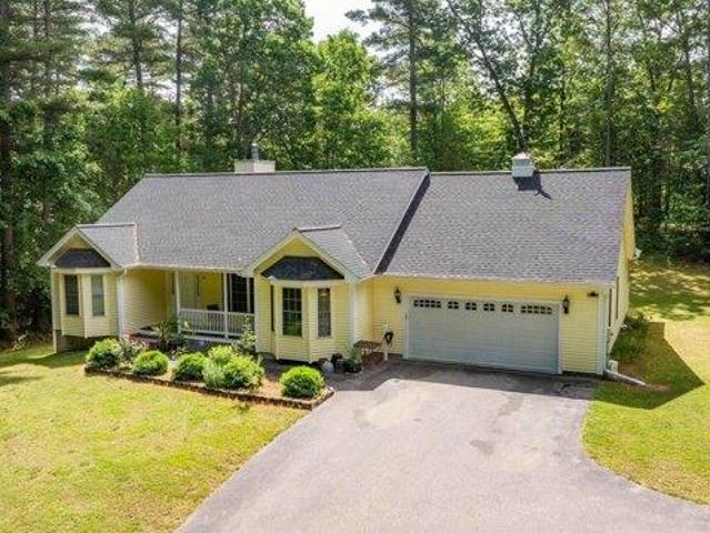 House for sale in New Hampshire
