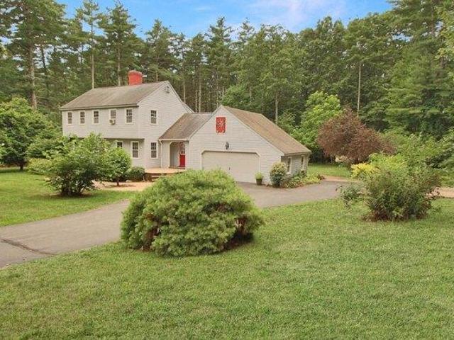 House for sale in New Hampshire
