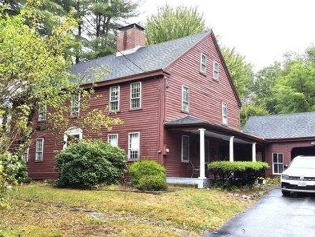 House for sale in Reeds Ferry, Merrimack