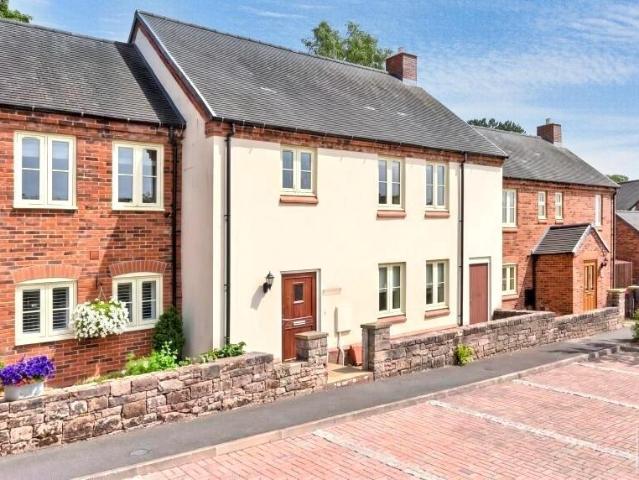 House for sale in Kingsley Moor, Staffordshire