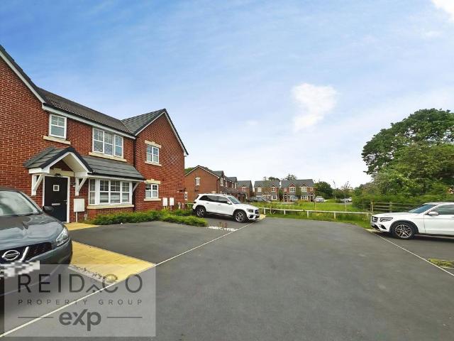 House for sale in Lea, Higher Bartle
