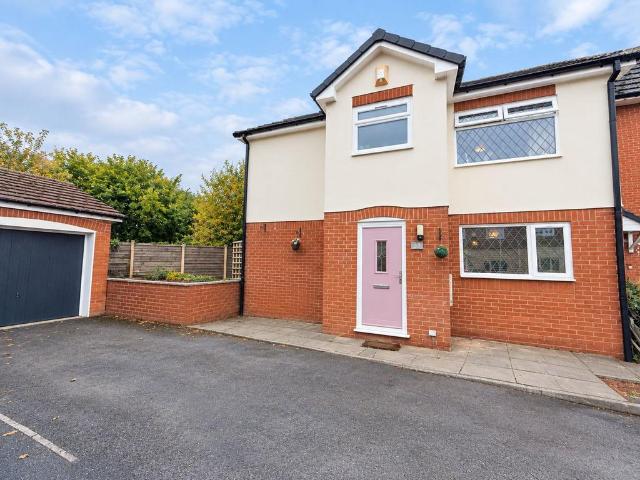 House for sale in Denton, Tameside