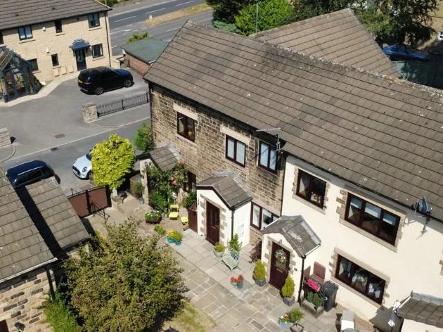 House for sale in Ardsley, South Yorkshire