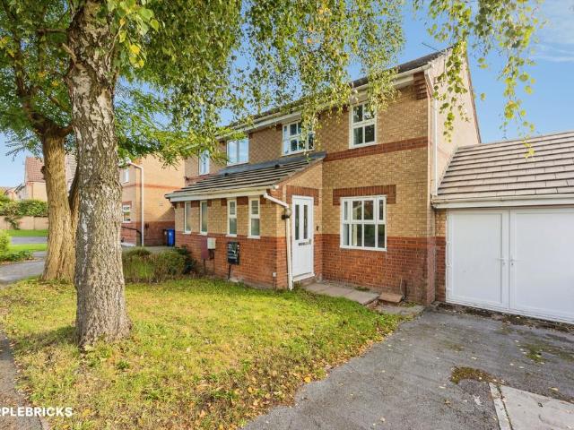 House for sale in Bridgehall, Stockport