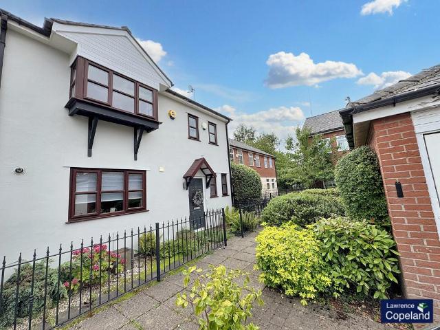 House for sale in Salford Quays, Salford