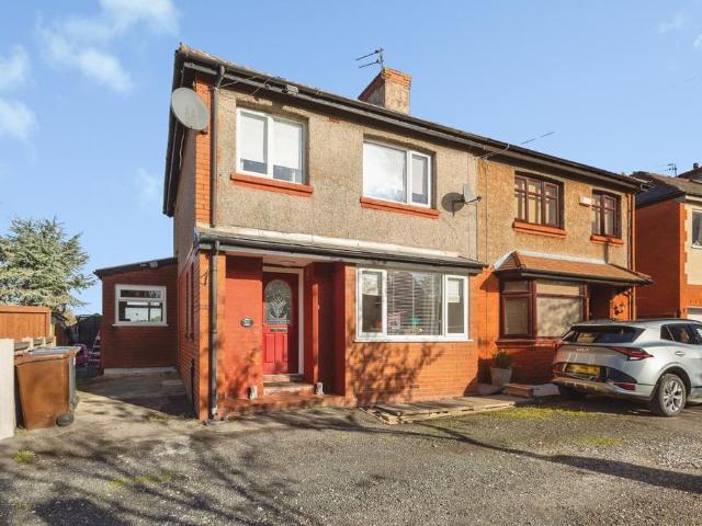 House for sale in Newtonmoor, Tameside