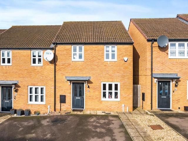 House for sale in Burton Latimer